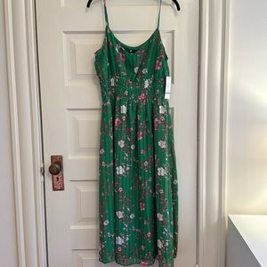 Maison Tara Green Floral Dress. Size 12. NWT